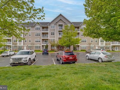900 Macphail Woods Xing APT 3A