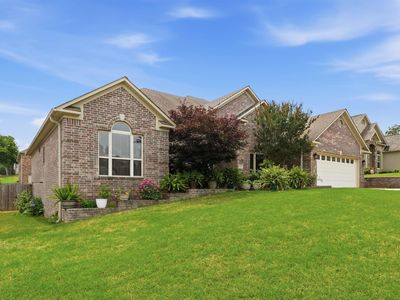 9625 Mercury Dr