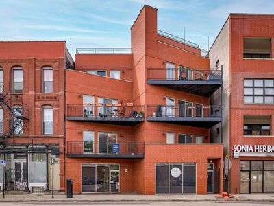 1621 W North Ave #2E