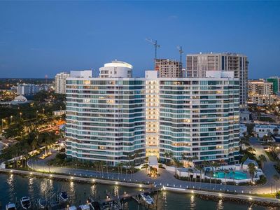 988 Boulevard Of The Arts APT 1710