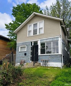744 Portage Ave