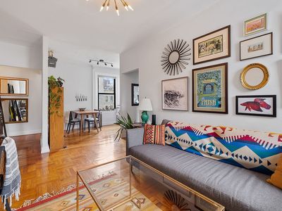 342 W 21st St APT 6B