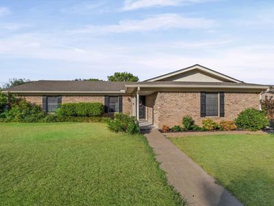 213 Travis Ln