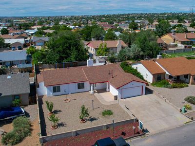 561 Summer Winds Dr SE