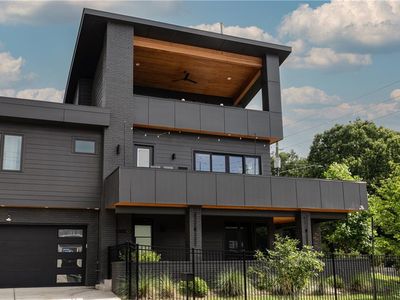 10 Moreland Ave NE