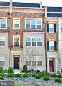 Property at 518 Rampart Way Unit 11, Oxon Hill, MD