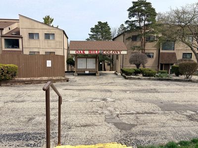 52 Oak Hill Colony APT 5
