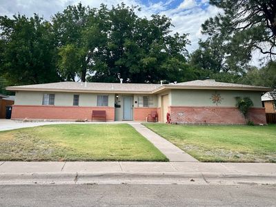 28 Forest Dr