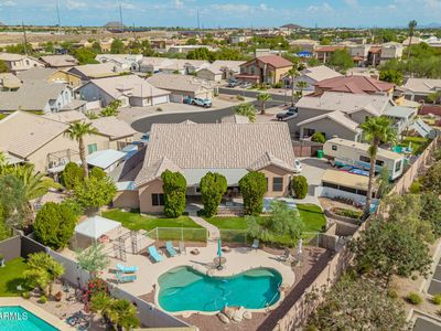 3024 N SUNAIRE Circle