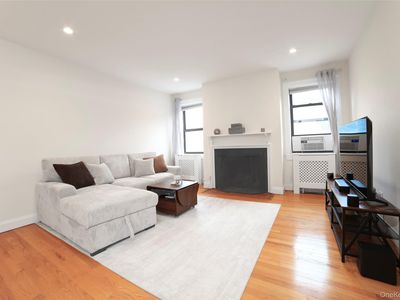 68 E Hartsdale Avenue #5E