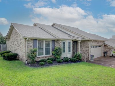 1818 Memorial Dr APT 25