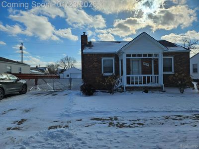 6876 Continental Ave