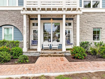 240 Social Cir #8-102