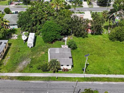 Property at 223 NW 13th Ct, Dania Beach, FL