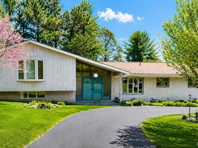 6579 Balmoral Ter
