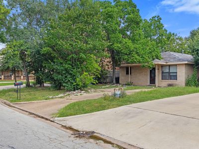 803 Fairview Ave