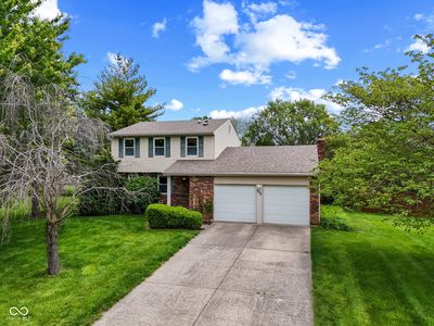 Property at 525 N Greenbriar Dr, Greenwood, IN
