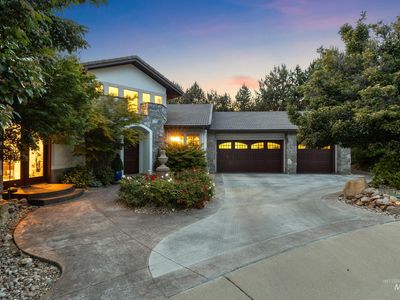 2584 E Varco Via Ct