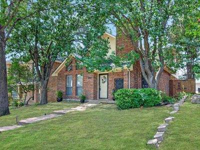 Property at 1444 Homestead Ln, Carrollton, TX