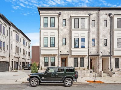 613 West St #613