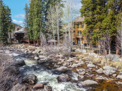 190 Rapids Lane