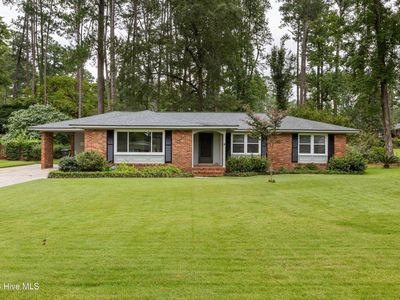 2922 Stratford Drive