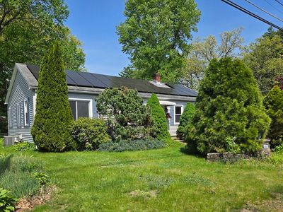 17 Cedar St