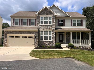 302 Sir Pauls Pl