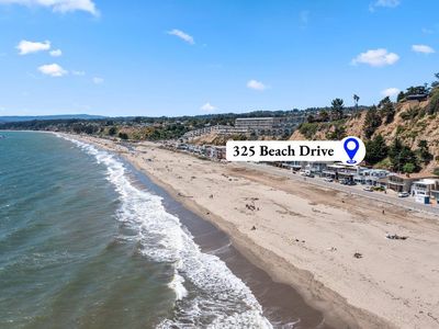 325 Beach Dr