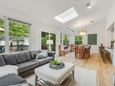 21 Oakview Ave