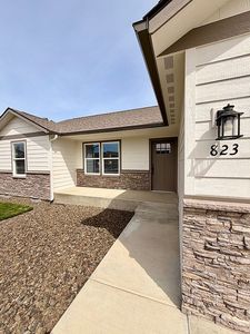 823 S 75th Ave