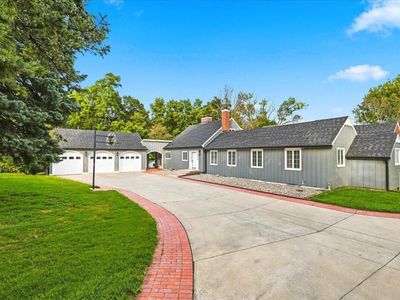 4 Prairie Hills Ln