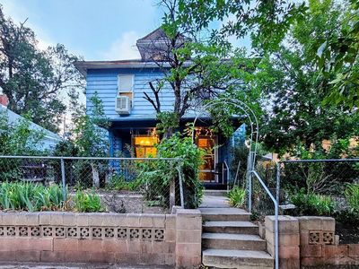 907 W 13th St