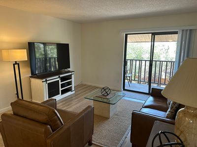 3055 Trinity Dr APT 623