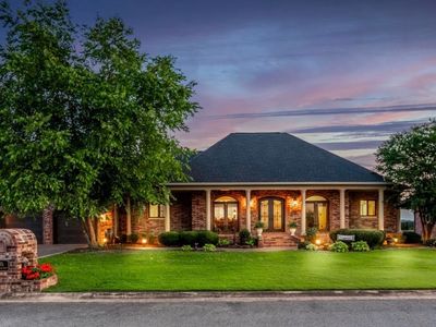 95 River Road Dr W