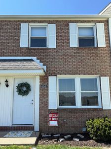 604 Countryside Dr