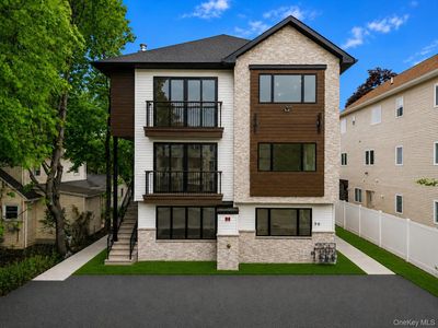 80 Twin Avenue #302