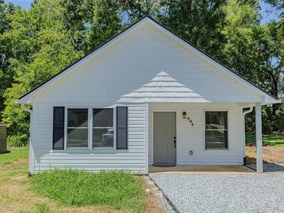 404 Walker Ave
