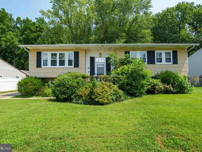 Property at 48 Gill Dr, Newark, DE