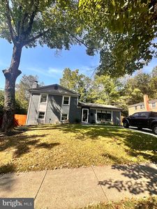 13304 Hathaway Dr