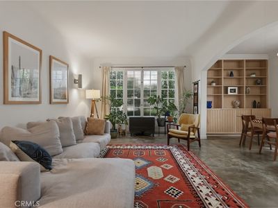 1345 N Hayworth Ave APT 2