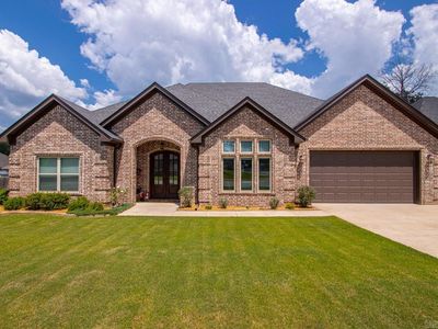5022 Maple Leaf Dr