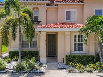 5463 Paradise Cay Cir