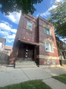 Property at 3849 N Marshfield Ave, Chicago, IL