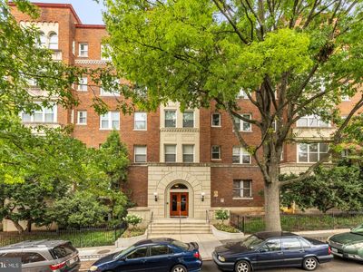 1615 Kenyon St NW APT 4