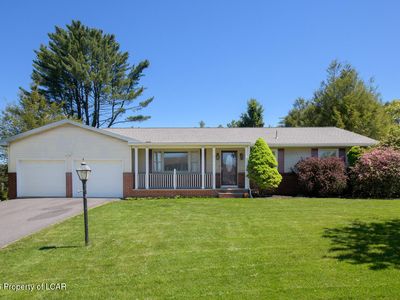 7 Manor Dr
