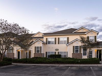 4431 Montrose Ln. #G