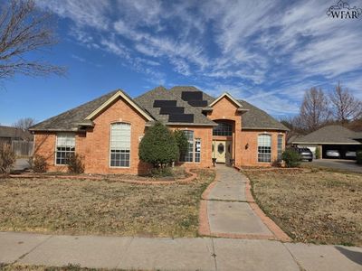 4232 Canyon Trails Dr