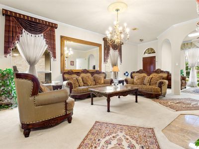 10618 Spring Brook Dr