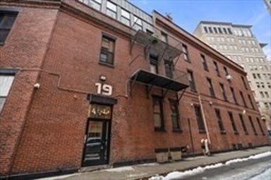 13-19 Stanhope St #3C